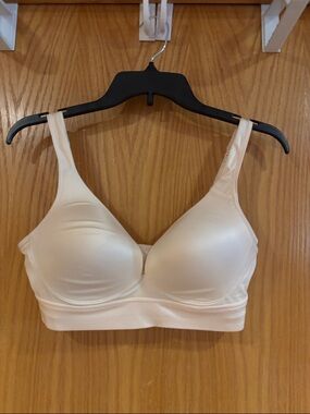 Jockey, wire-free cream bra, small